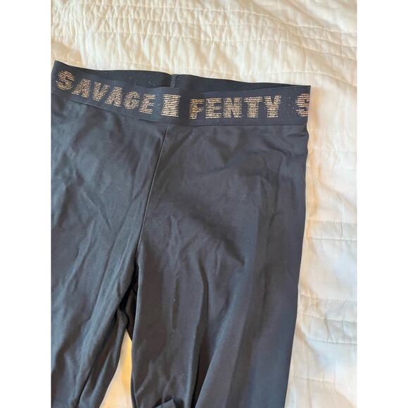 Savage X Fenty Forever Savage Jersey Legging Size Médium, Sporty Sexy Athleisure - Picture 6 of 9